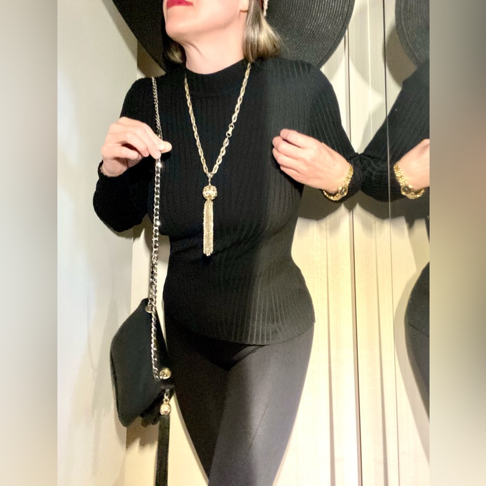 Chic Black Ribbed Long Sleeve Top - H&M Sz Sm
